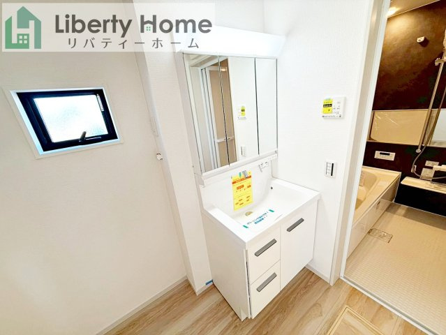 取手市ゆめみ野5期　新築戸建　1号棟の独立洗面台