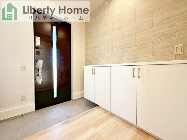 取手市ゆめみ野5期　新築戸建　1号棟の玄関