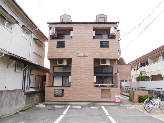 プリムローズ福岡南の外観