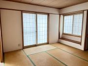 滝沢市湯舟沢222-777の和室