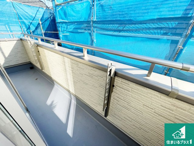 神戸市須磨区車　新築一戸建てのバルコニー|ワイドバルコニーは洗濯物を干すスペースが広いのでご家族が多くても安心！