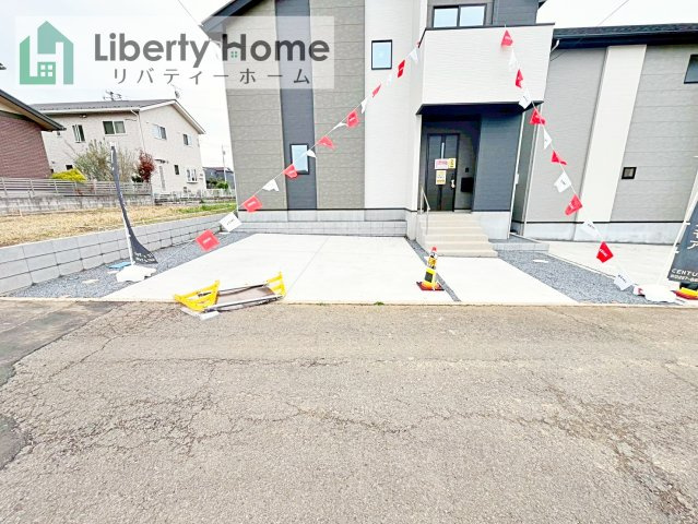 取手市ゆめみ野5期　新築戸建　2号棟の駐車場