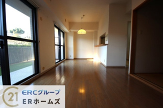 【居間・リビング】 | 神戸北町ウィルコートA棟