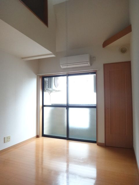 サン・プラスパの居間・リビング