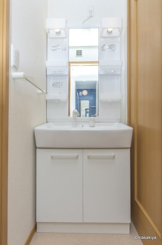 コンフォートの洗面所