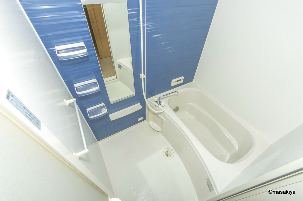 コンフォートの浴室|お風呂　追い焚き・浴室乾燥機付きです。