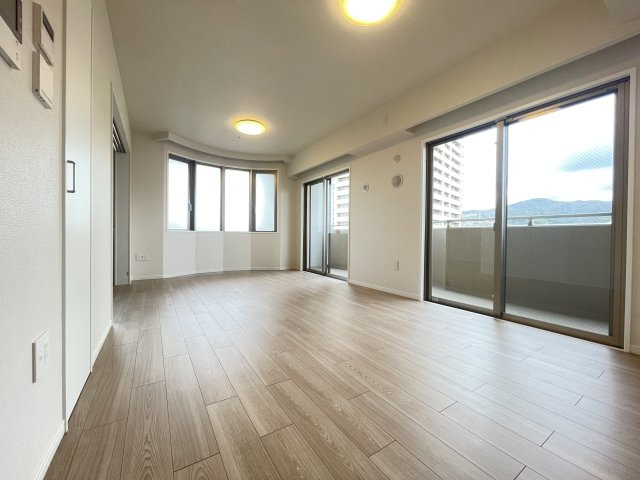 ライオンズマンション宝塚武庫川町の居間・リビング