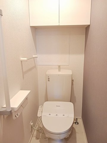 ヴィラ　エスポワールⅢのトイレ