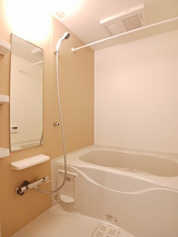 ヴィラ　エスポワールⅢの浴室