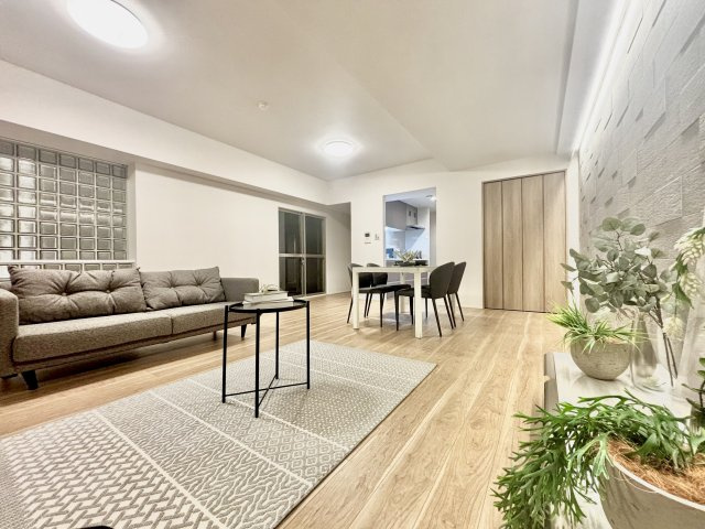 甲南コーポラスの居間・リビング