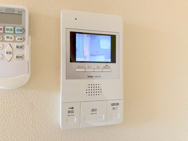 イリゼのセキュリティ|★ＴＶモニター付きインターホンで不審者をシャットアウト★