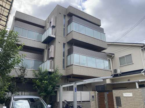 シャーメゾンラソ茨木の外観