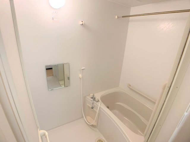 【浴室】 | レオネクスト筑紫町 | 設備・仕様は号室により異なる為、現況を優先致します。