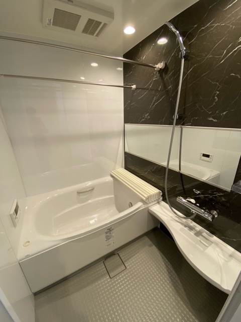 アルタイル等々力の浴室