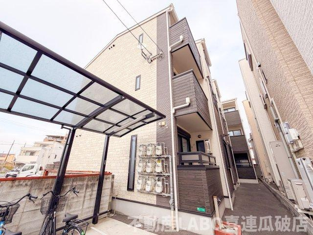 ウエスト・コートの外観