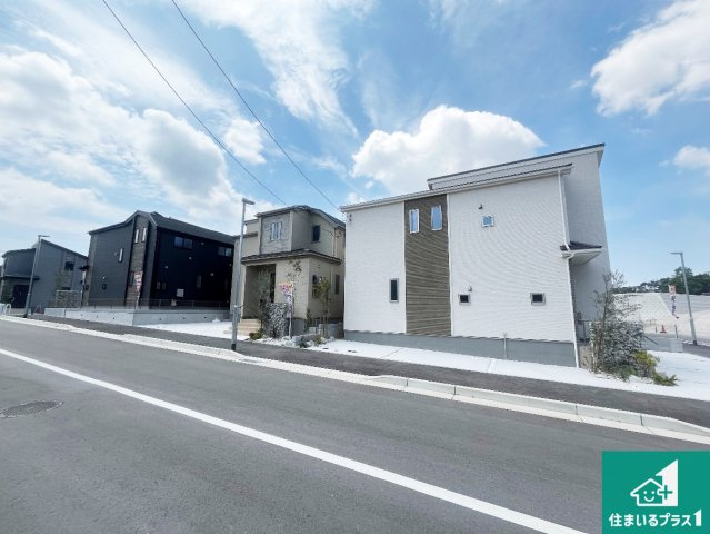 神戸市須磨区車　新築一戸建て