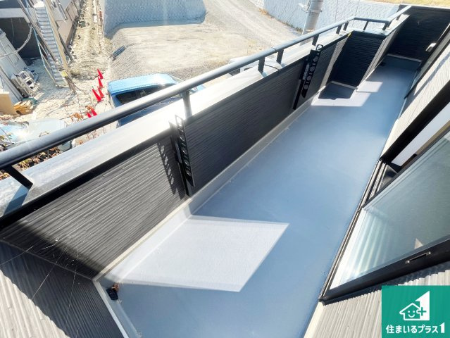 神戸市須磨区車　新築一戸建てのバルコニー|日当たりのよいバルコニー！お部屋が開放的に！