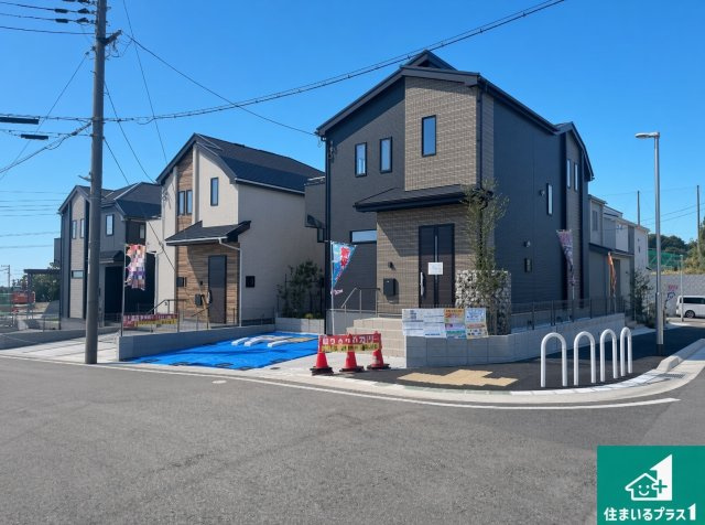 神戸市須磨区車　新築一戸建ての外観|安心の10年保証！外観を美しく保ち、雨水で汚れを落とします！気になることがありましたら、お気軽にお問い合わせください！