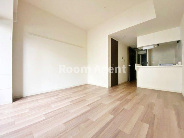 プレサンス金山デュアルの居間・リビング