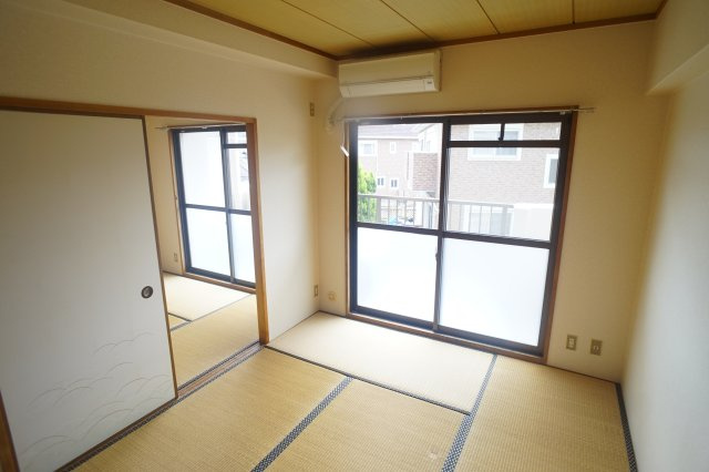 第５サンコウハイツの和室