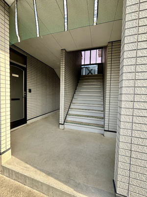 【エントランス】 | メゾンK&AⅡ B