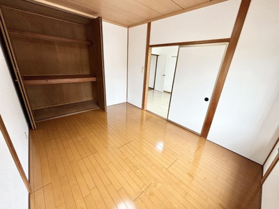 【洋室】 | メゾンK&AⅡ B