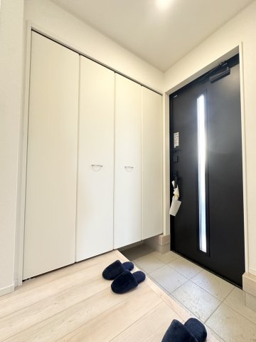 【玄関】 | 新築一戸建て「秦野市堀西第21」