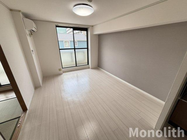 ヴァンベールしののめB棟の居間・リビング