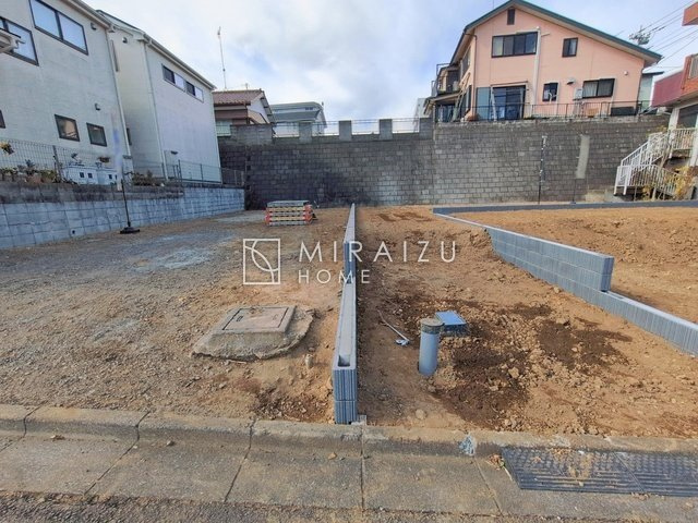 【外観】 | 日当たりの良いお家は嬉しいですよね。それぞれ価値観が分かれる箇所です、実際に内覧して日当たりの心地よさをご体感下さいね♪