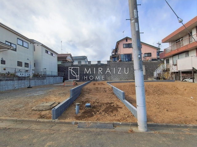 【外観】 | プライバシー性と開放感を高める住環境。陽当たりの良い開かれたロケーションを活かし、心地よい暮らしをプランニング