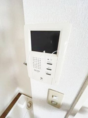 【セキュリティ】 | ハウス７ | モニター付きインターフォンです。