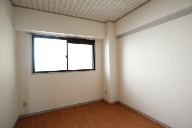 第６サンコウヒルズ北館の居間・リビング