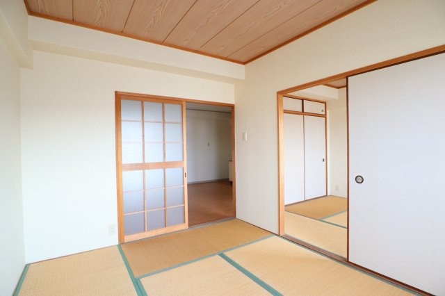 第６サンコウヒルズ北館の和室