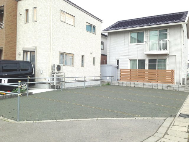 マイホーム手形駐車場の外観