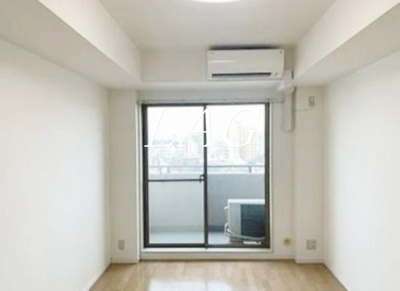 【居間・リビング】 | 西日暮里1・4・3 | 洋室のお部屋です。