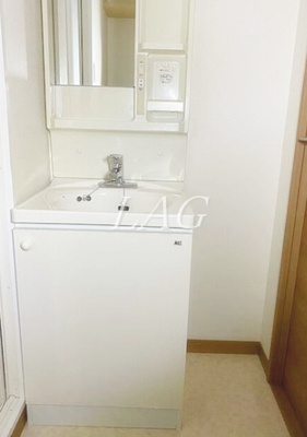 【洗面所】 | アーバン四季 | 洗面台です。