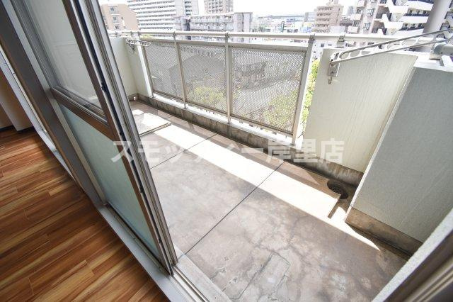 レジェロ住之江のバルコニー