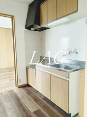 【キッチン】 | メゾネット平山 | キッチンです。