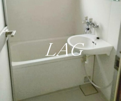 【浴室】 | メゾネット平山 | お風呂です。