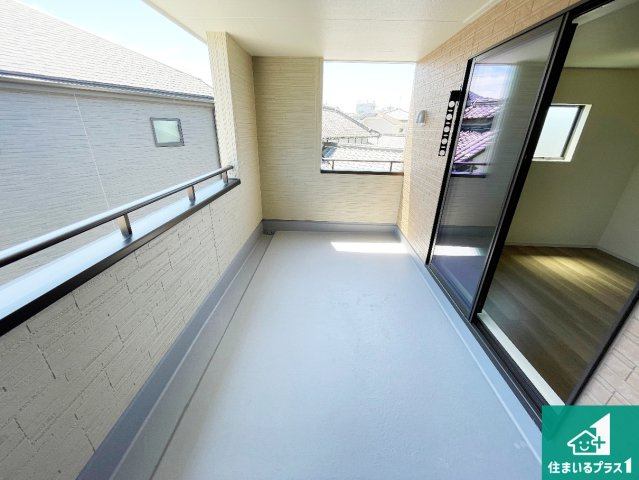 ●奈良市菅原町　第7期　新築一戸建てのバルコニー|日当たりのよいバルコニー！お部屋が開放的に！