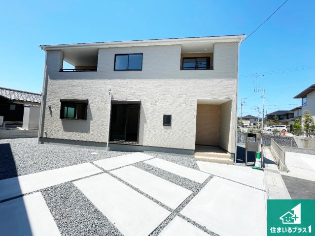 ●奈良市菅原町　第7期　新築一戸建ての外観|安心の10年保証！外観を美しく保ち、雨水で汚れを落とします！気になることがありましたら、お気軽にお問い合わせください！