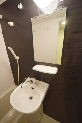 【洗面所】 | コロン