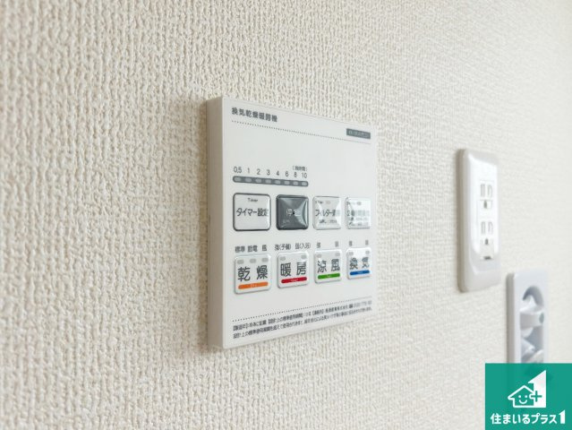 神戸市西区竹の台　第6期　新築一戸建ての居間・リビング|シンプルなリビングは、観葉植物等のインテリアを楽しめますね！パパ好みにも、ママ好みにも家具次第で雰囲気を変えることができます！