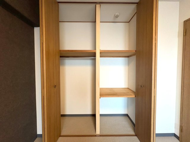 天然木フルリノベーション済み◆陽当たり良好３ＬＤＫ◆分譲駐車場付き◆ディオ・フェルティ大津瀬田の収納|クローゼット
