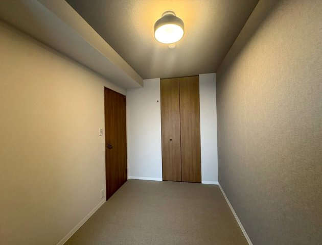 天然木フルリノベーション済み◆陽当たり良好３ＬＤＫ◆分譲駐車場付き◆ディオ・フェルティ大津瀬田の洋室|洋室