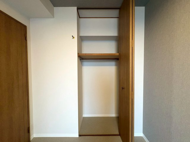天然木フルリノベーション済み◆陽当たり良好３ＬＤＫ◆分譲駐車場付き◆ディオ・フェルティ大津瀬田の収納|クローゼット
