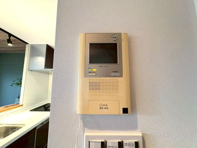 天然木フルリノベーション済み◆陽当たり良好３ＬＤＫ◆分譲駐車場付き◆ディオ・フェルティ大津瀬田のセキュリティ|TVモニター付きインターフォン