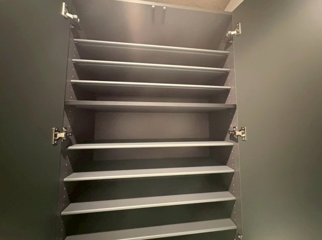 天然木フルリノベーション済み◆陽当たり良好３ＬＤＫ◆分譲駐車場付き◆ディオ・フェルティ大津瀬田の収納|シューズボックス