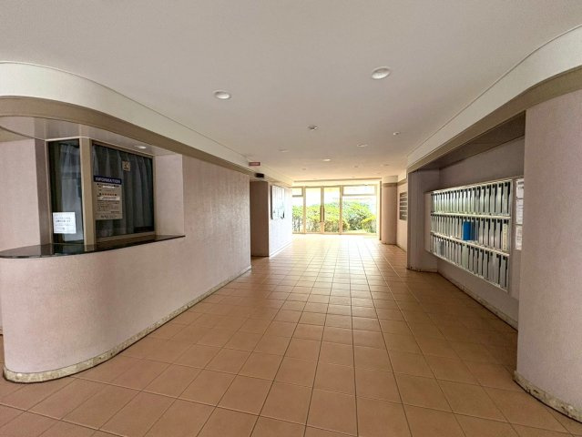 天然木フルリノベーション済み◆陽当たり良好３ＬＤＫ◆分譲駐車場付き◆ディオ・フェルティ大津瀬田のエントランス|エントランス