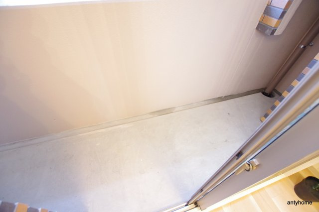 セイワパレス玉造駅上　仲介手数料無料のバルコニー